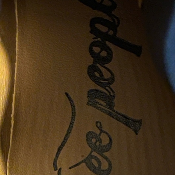 ❤️🥾Free People Textile Atlas Chelsea Boot In Burgundy Kilim size 6 EU 36❤️🥾 - Picture 9 of 10